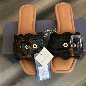 Never Worn - Black Chrissy Sandals Size 7.5